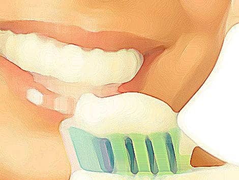 Зубные пасты со фтором – польза или вред?